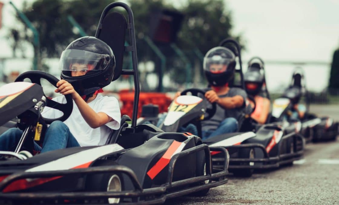 Faire du karting