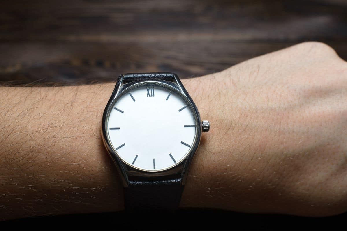 montre sans pile homme